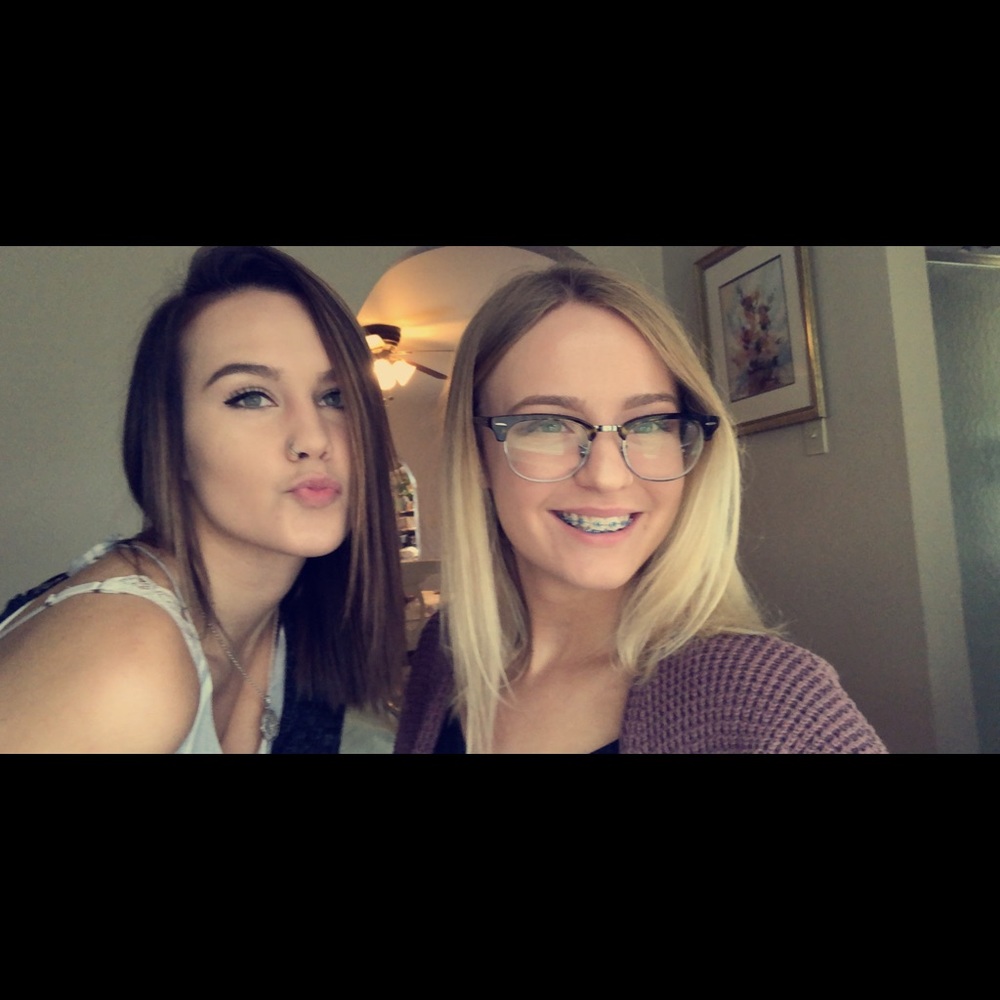 Meet your Posher, Calli